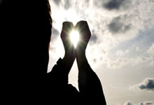 勇士队球员为球迷开展球技训练营